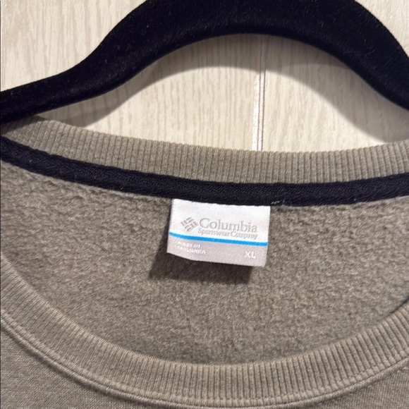 Men's Columbia Hiking Outdoors Sweatshirt - Picture 2 of 6